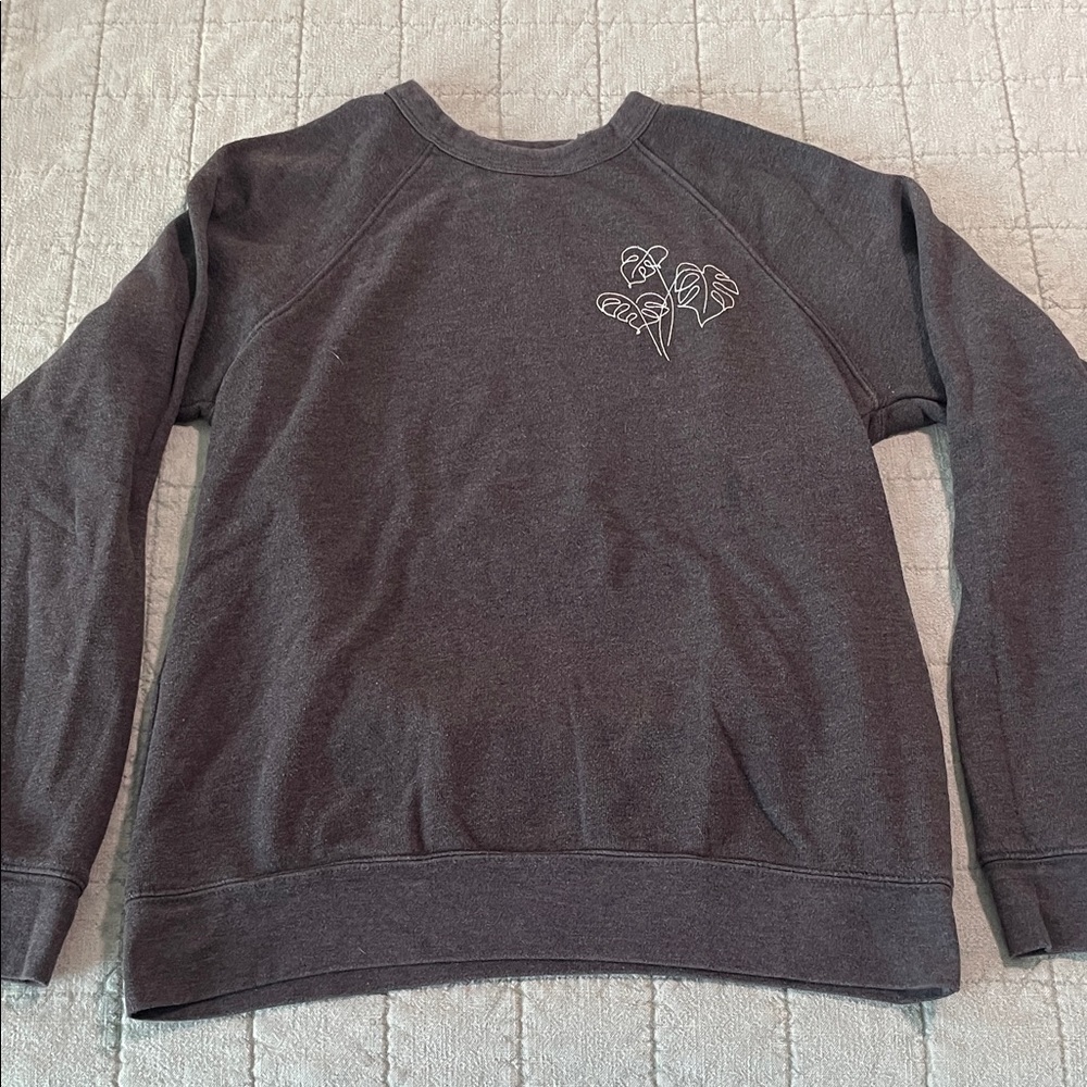 Women’s Gray Monstera Leaf Crewneck